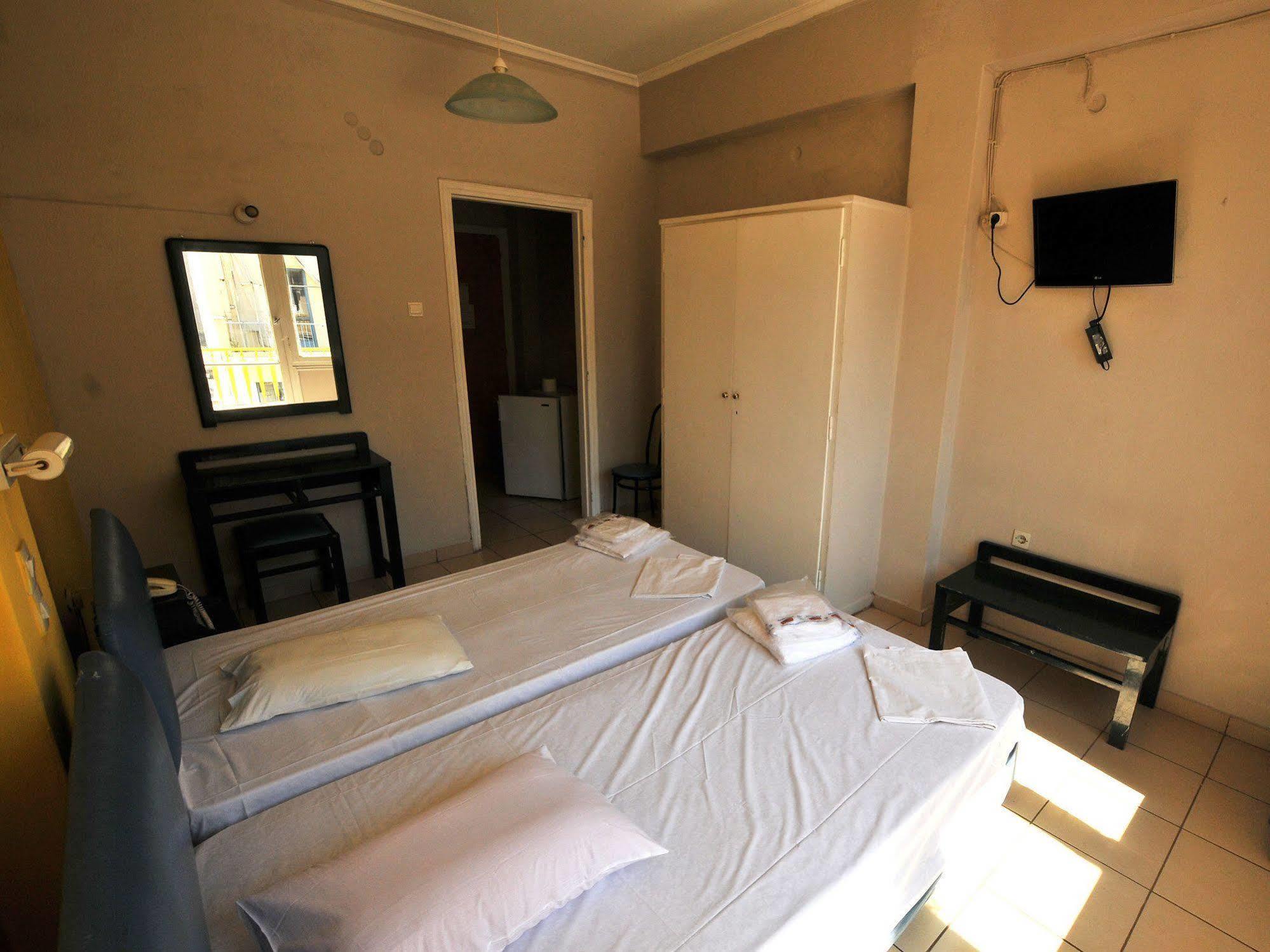 Soho Hotel Athena Bagian luar foto